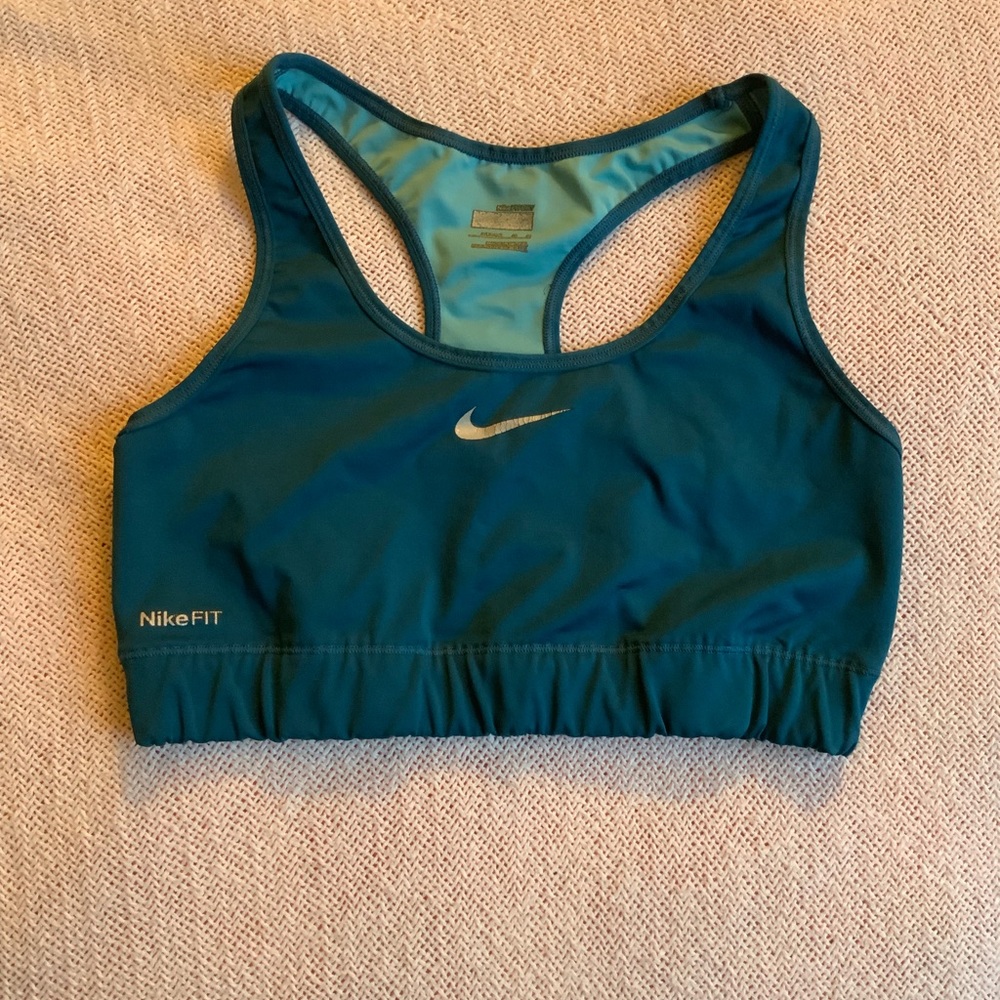 Nike Sports Bra CLOSET CLEAROUT